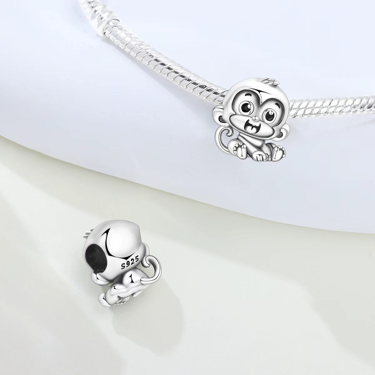 Punch Majom Charm Charming