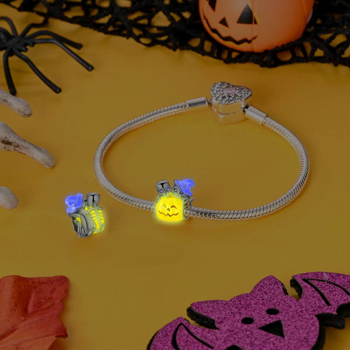 Világító Halloweeni Páros Charm