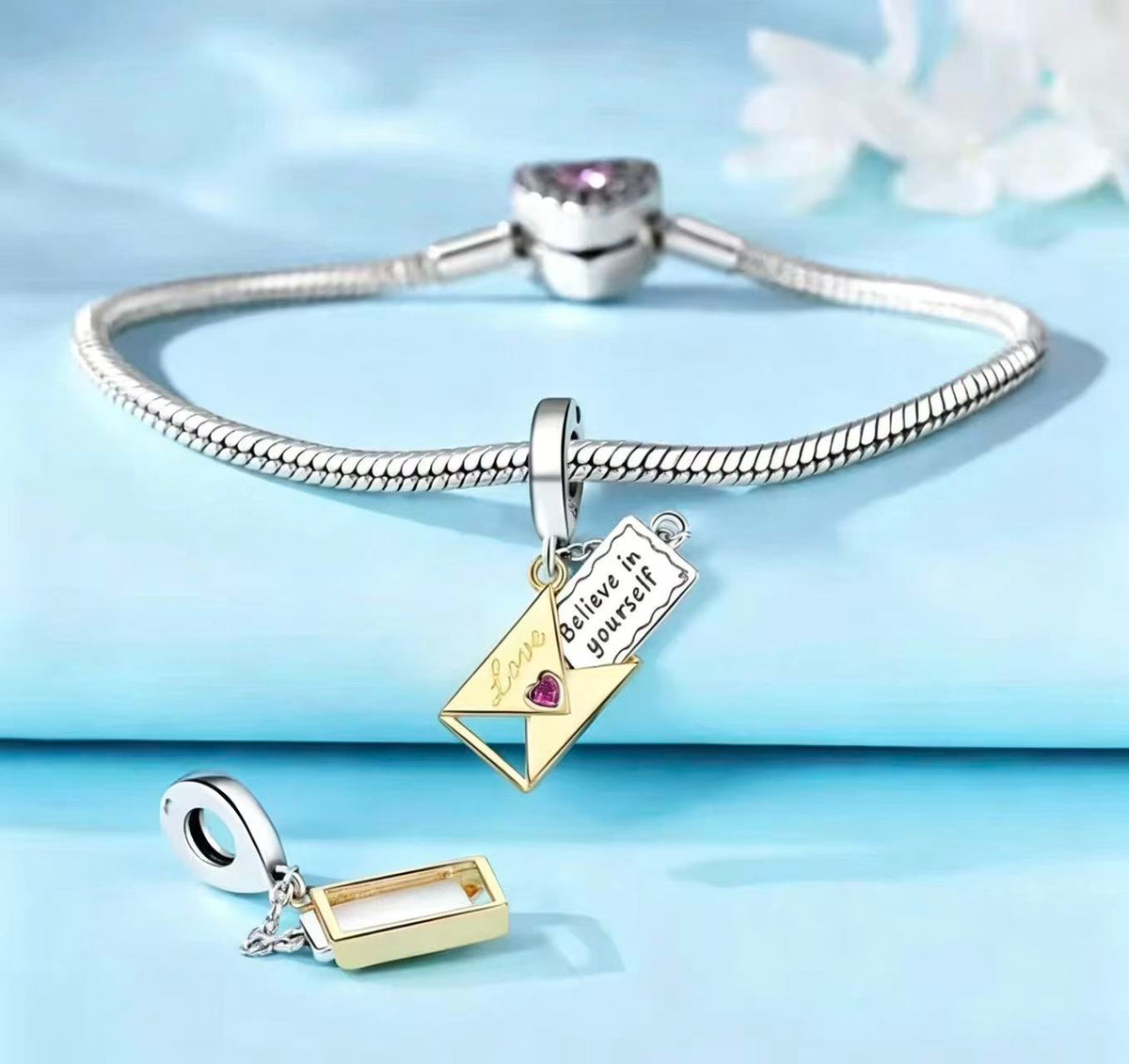 Kinyitható Levél Charm