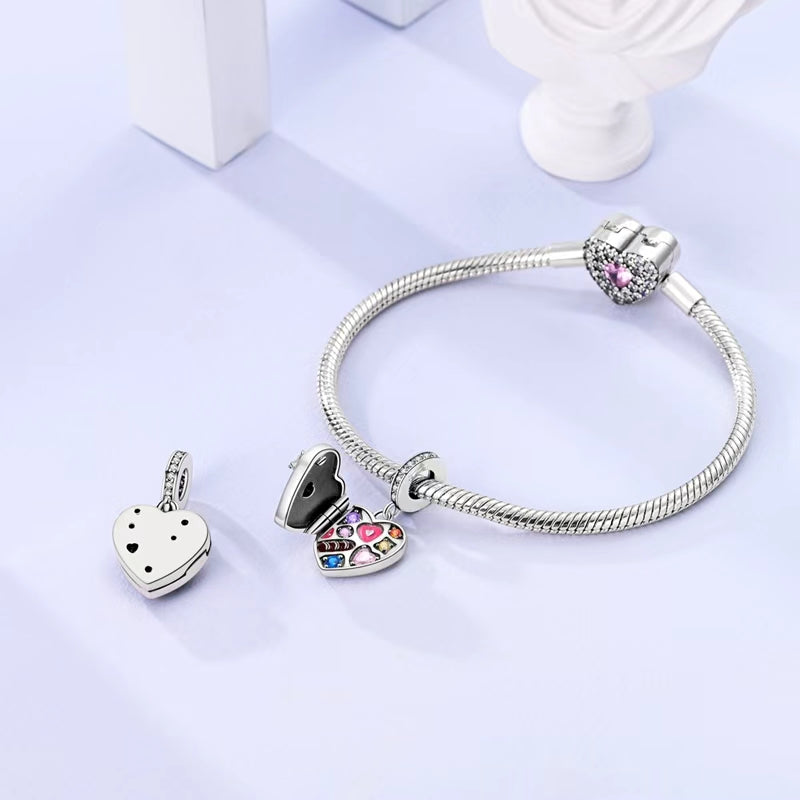 "Wrapped Love" Charm Charming