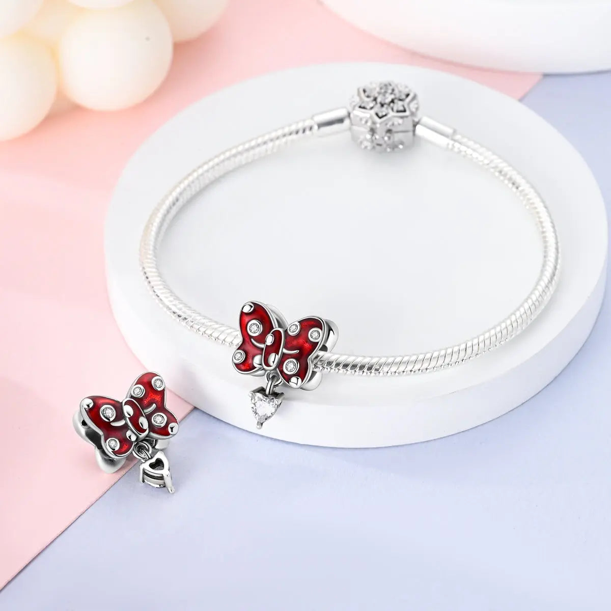 "Minnie" Charm Charming